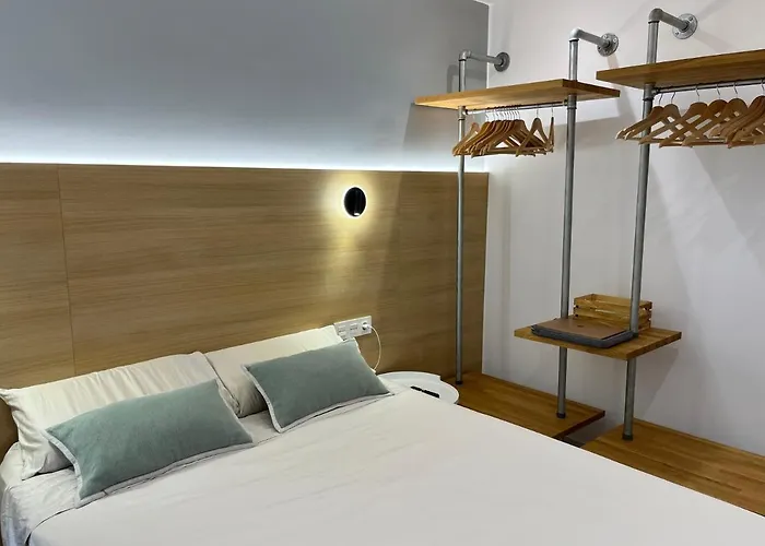 Apartamento San Bernardo De Lujo Con Ascensor, Wifi Y Vistas A Collarada Jaca