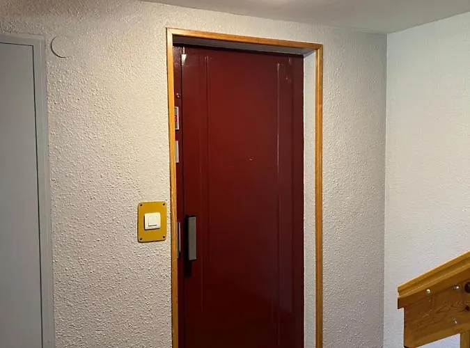 San Bernardo De Lujo Con Ascensor, Wifi Y Vistas A Collarada *